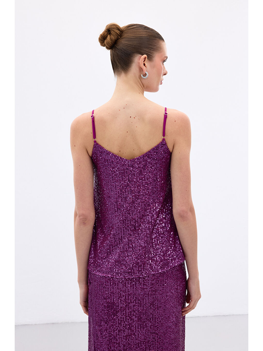 Payet Detaylı Askılı Bluz - Mürdüm-7