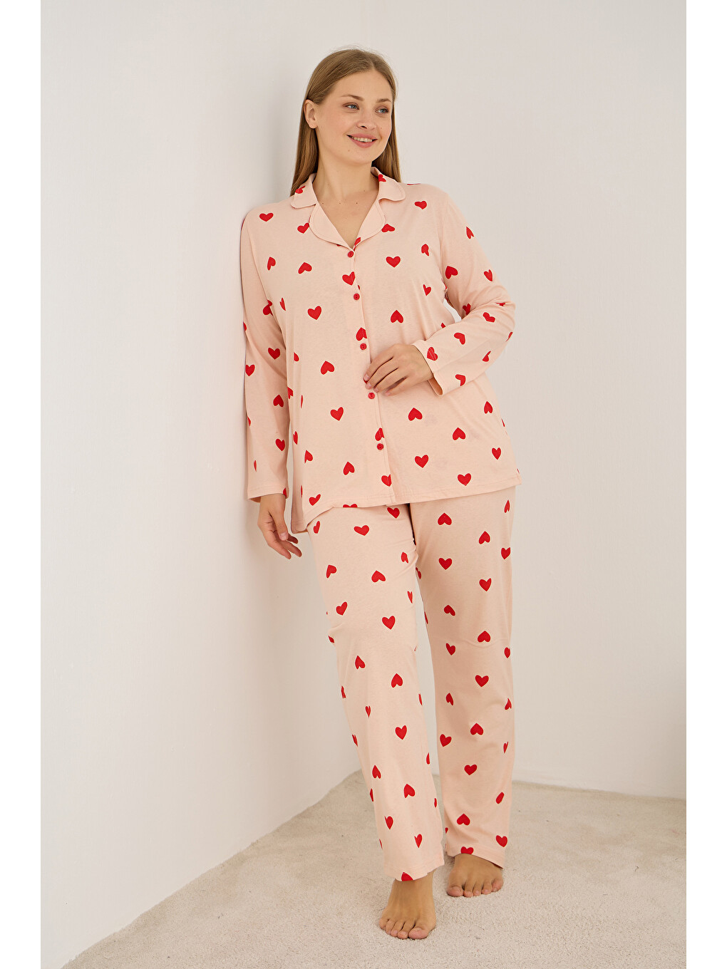 Pembe Somon Pamuklu Kalp Desenli Uzun Kollu Düğmeli Pijama Takımı-1