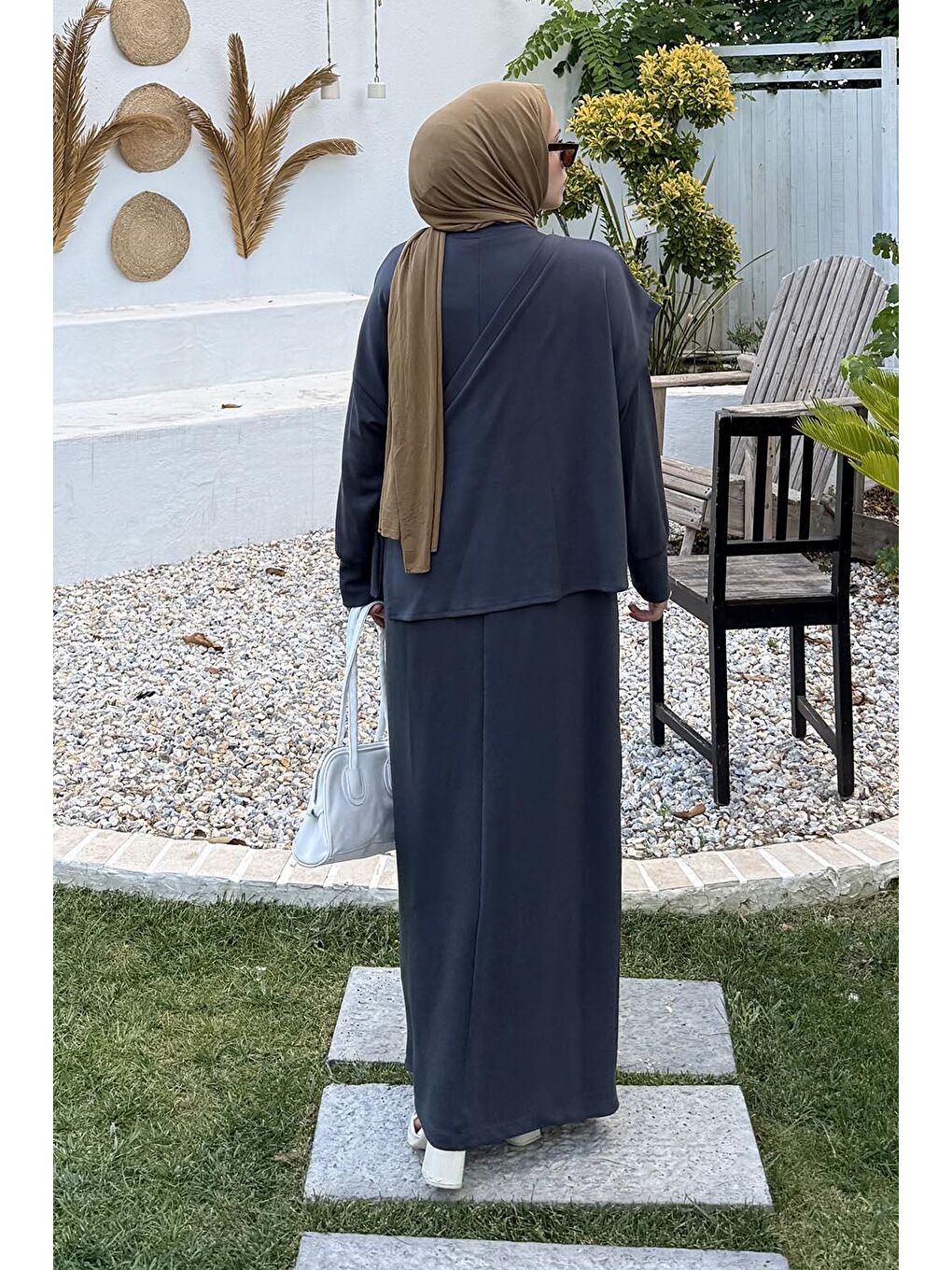 Gri Büzgülü Tesettür Elbise Füme-3