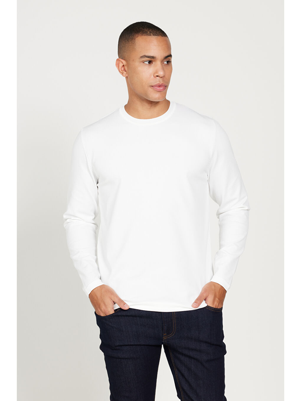 Erkek Ekru Standart Fit Normal Kesim Bisiklet Yaka Triko Kazak-4