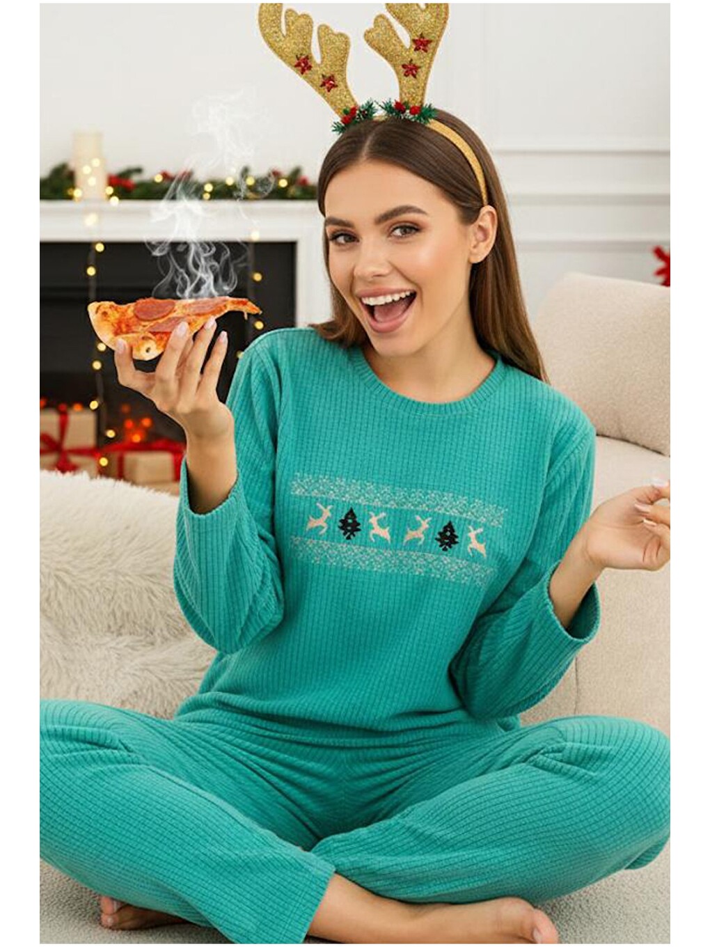 Turkuaz Geyik Nakışlı Polar Kışlık Waffle Örme Kumaşlı Pijama Takım