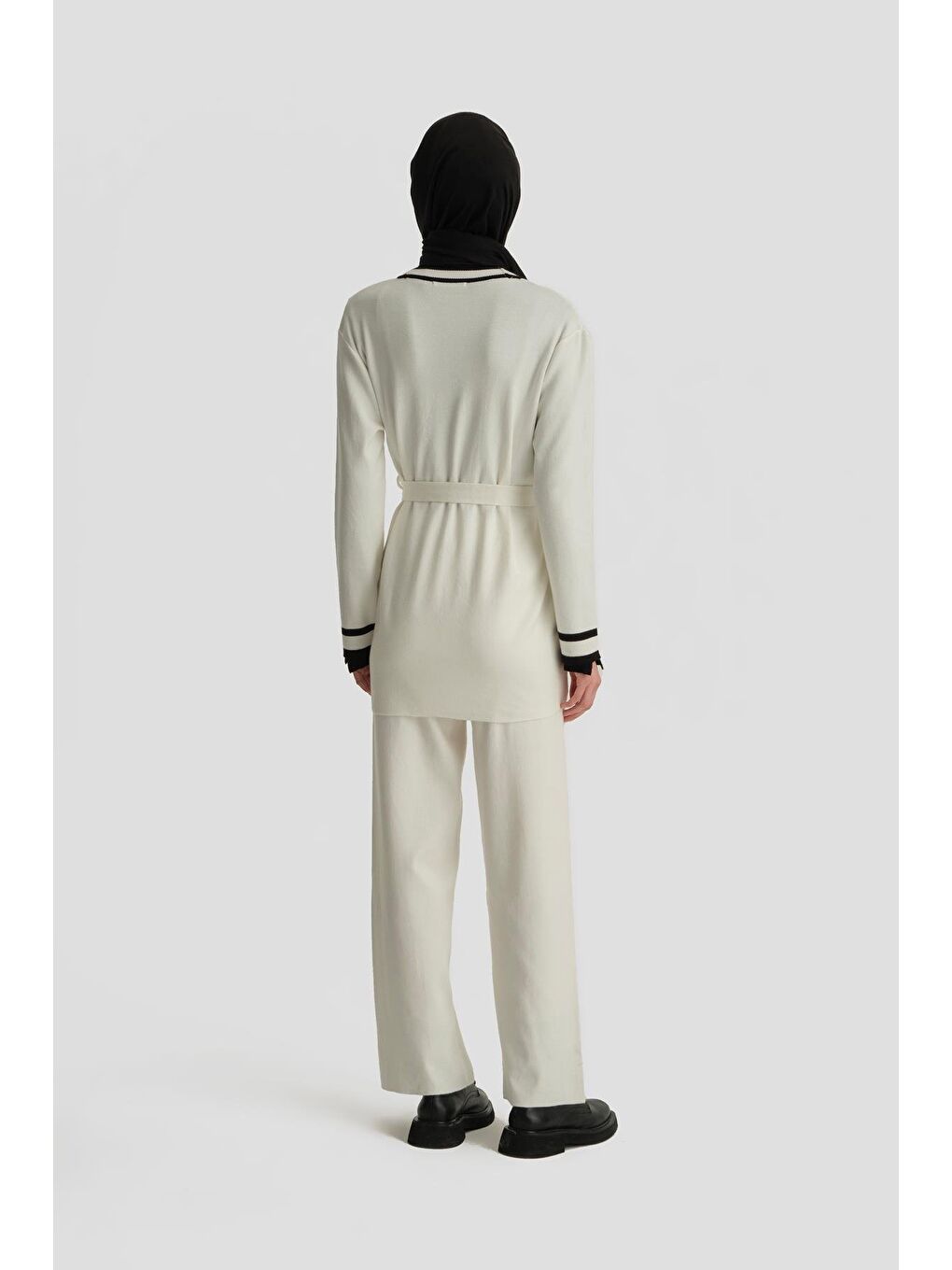 Bej Beyaz Çizgili Triko Takım 24Kd4221 Ekru-3