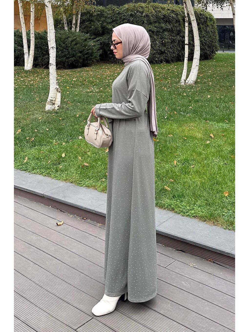 Taş Detaylı Tesettür Elbise Haki-1