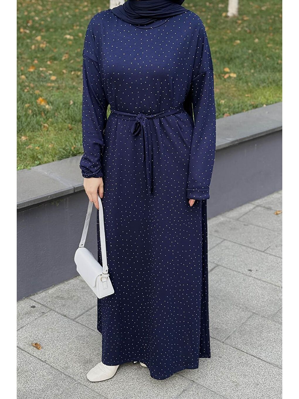 Taş Detaylı Tesettür Elbise Lacivert-2