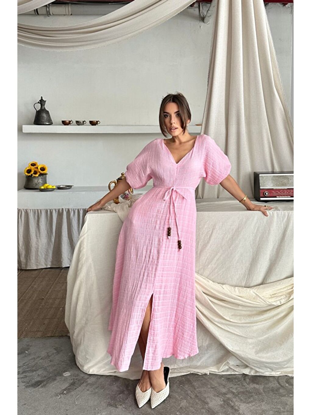 V YAKA BEL BONCUK BAĞLAMALI MÜSLİN ELBİSE YIRTMAÇ DETAYLI - Pembe-3