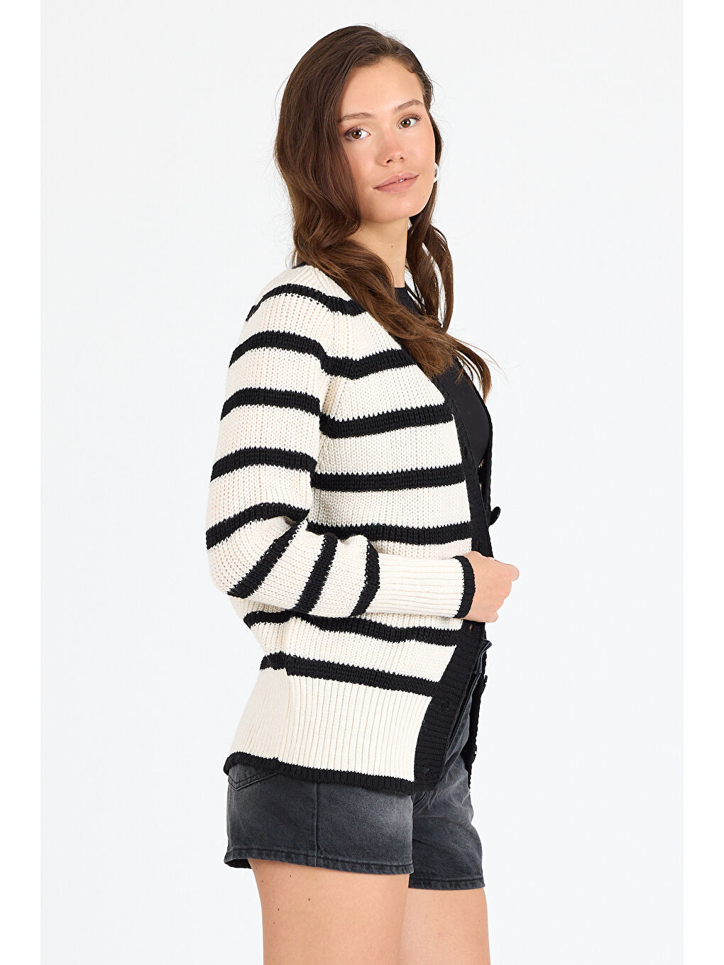 Siyah Kadın Triko Hırka 4017 (Standart Beden s-m-l-xl Beden Uyumludur)-2