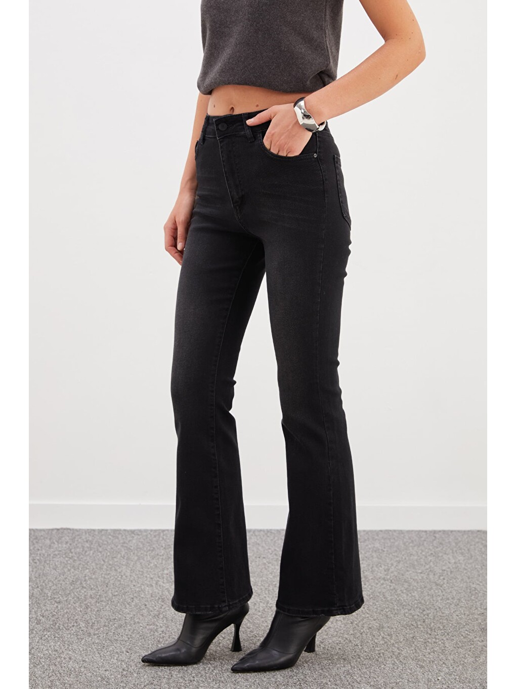 Antrasit Yüksek Bel Flare Jean-4