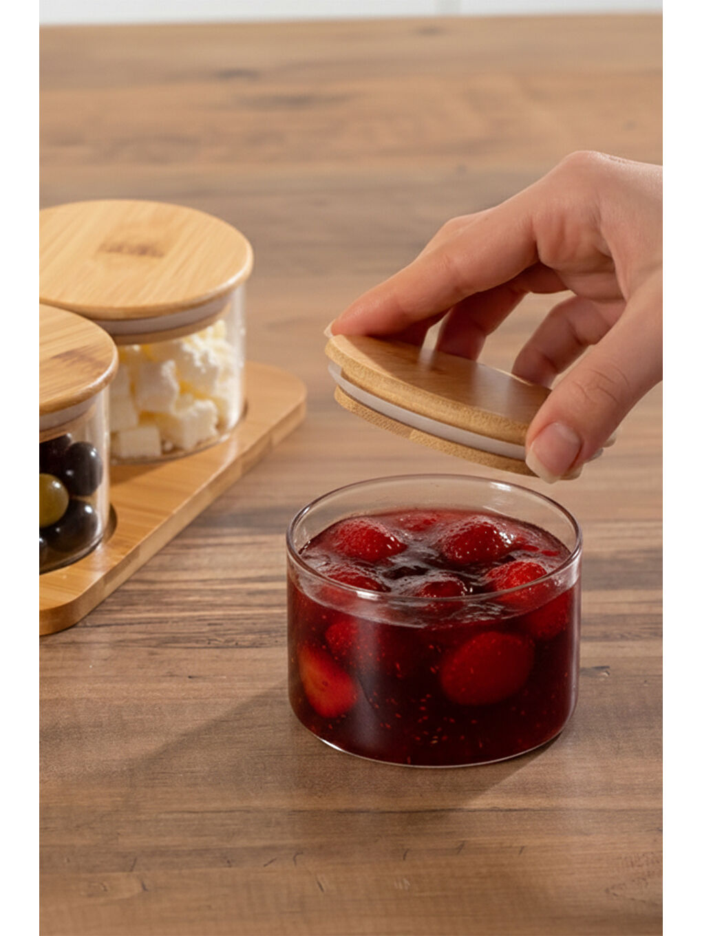 Renksiz HF009006 Yuvarlak 4lü Hava Geçirmez Bambu Kapaklı Standlı Cam Kahvaltılık Seti 250ml-2