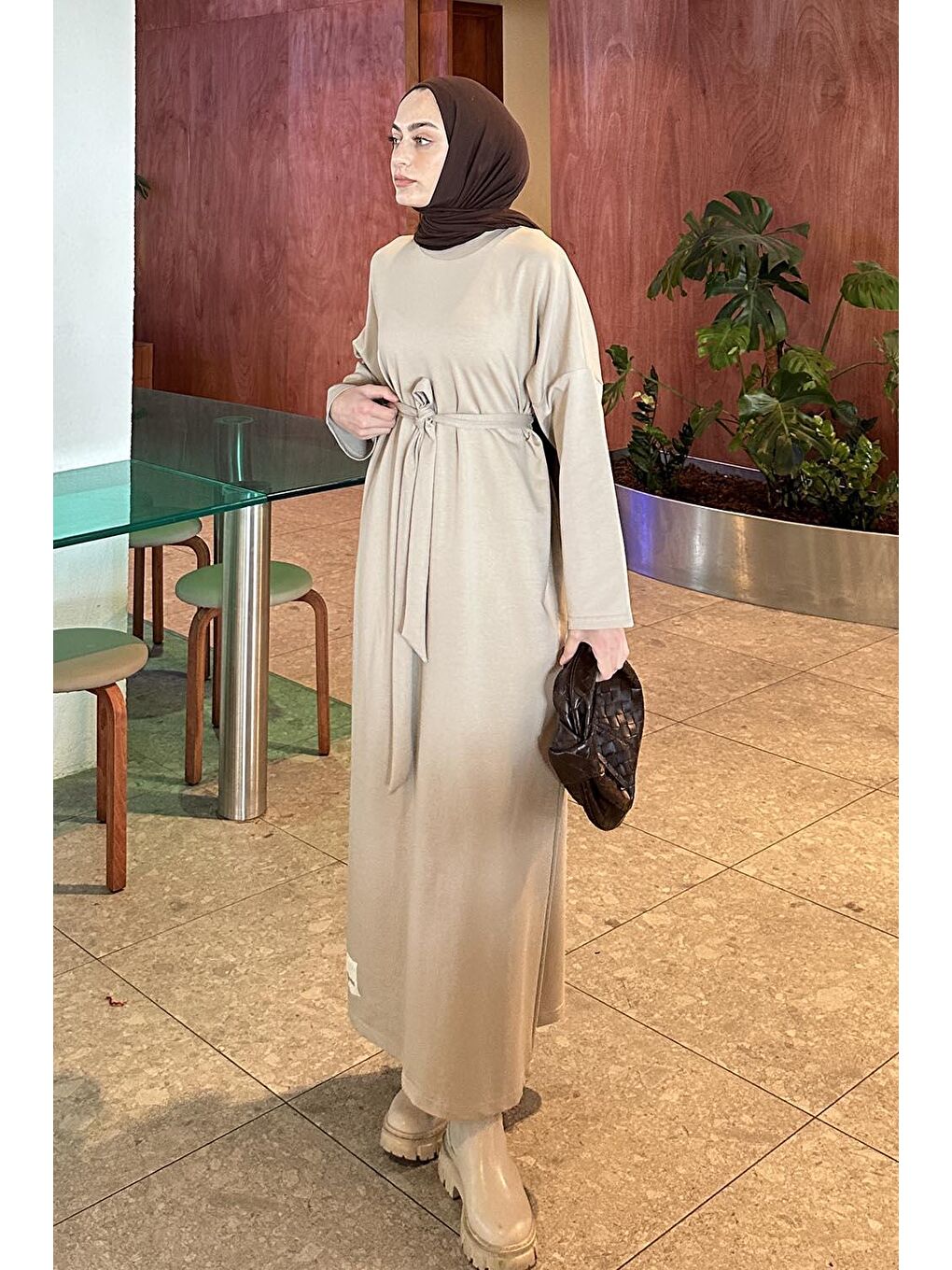 Etek Ucu Armalı Kuşaklı Elbise Bej-1