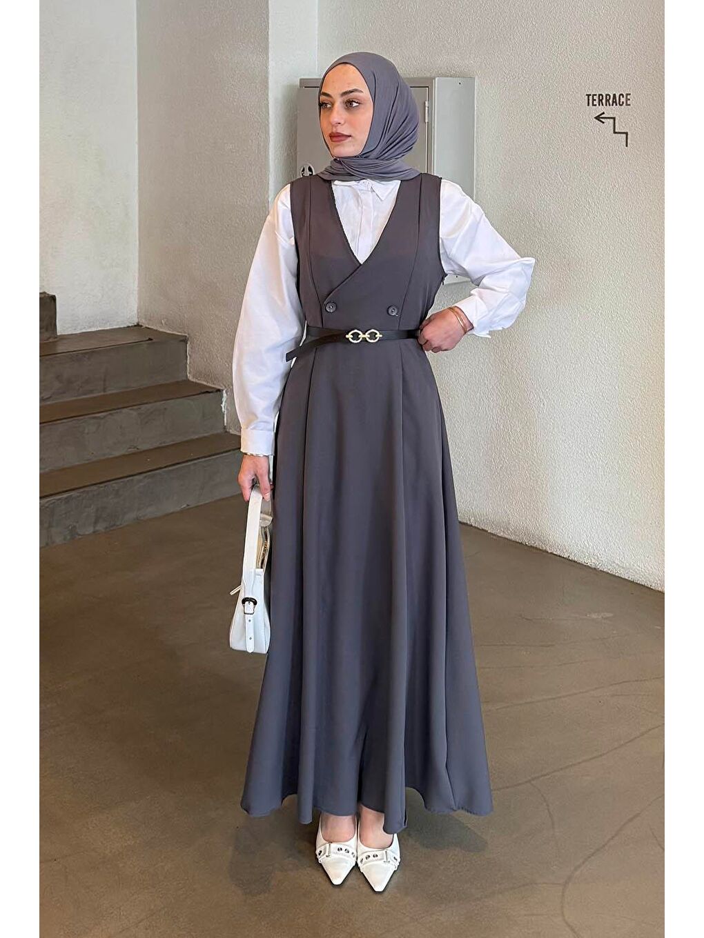 Düğme Detaylı Kolsuz Tesettür Elbise Antrasit