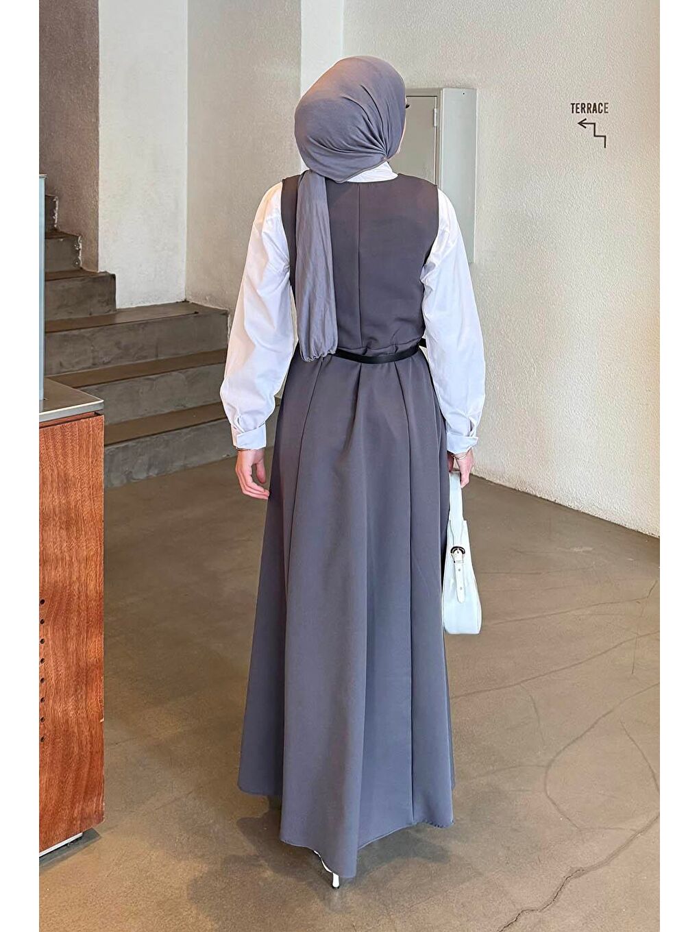 Düğme Detaylı Kolsuz Tesettür Elbise Antrasit-3