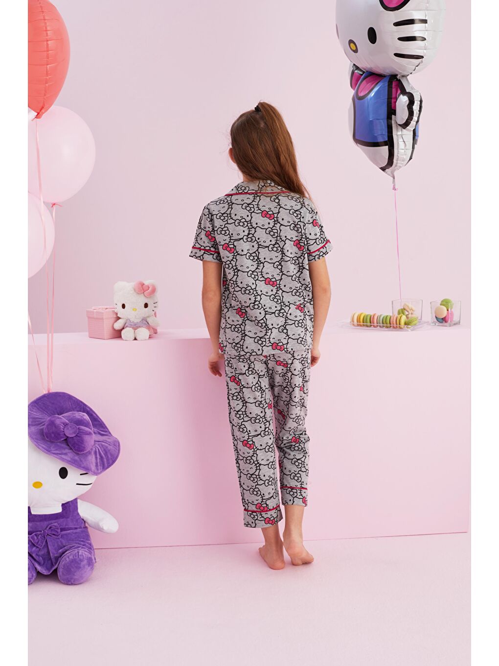 SİYAH İNCİ Gri Hello Kitty Lisanslı %100 Pamuk Gri Çok Renkli Düğmeli Biyeli Pijama Takım - 2