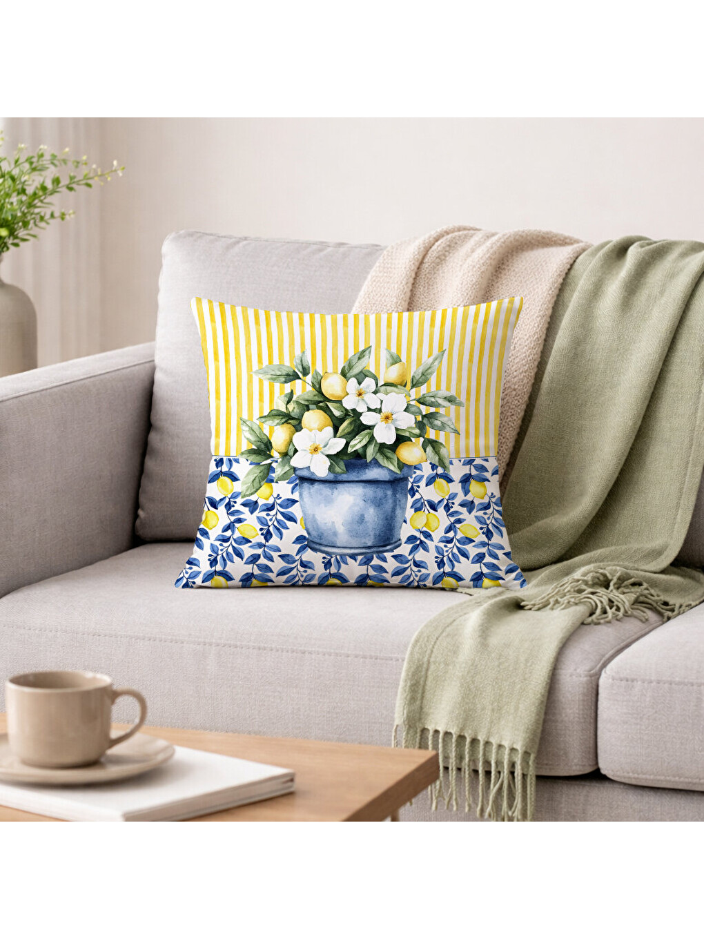 Karışık Sarı Çizgili ve Mavi Çiçek Desenli, Limon Saksısı Temalı Dekoratif Kırlent Kılıfı (43x43 cm)