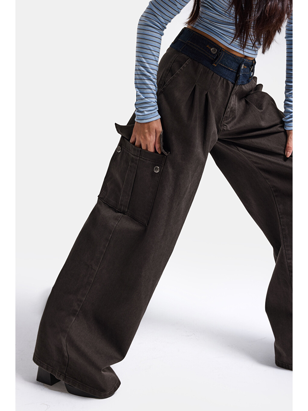 Kahverengi Kadın Acı Kahve Süper Palazzo Jean Kemer Detaylı Kargo Cep Özel Tasarım Denim Jean-1