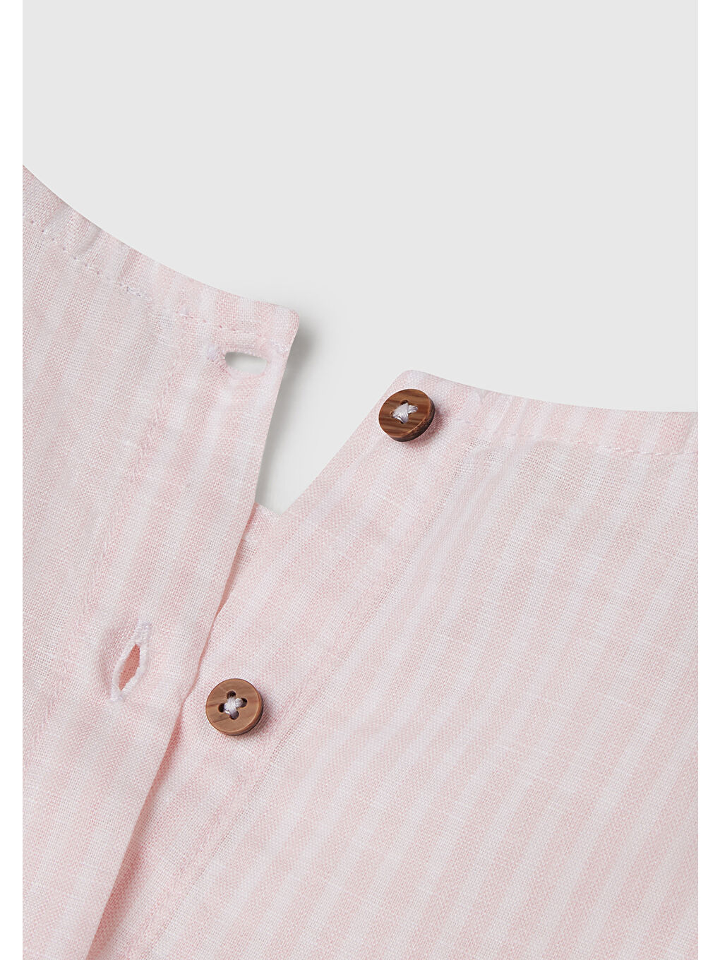 Kız Çocuk Toz Pembe Keten Karışımlı Tamamı Desenli Çiçek Aplikeli Arkası Düğmeli Kolsuz Gömlek-2