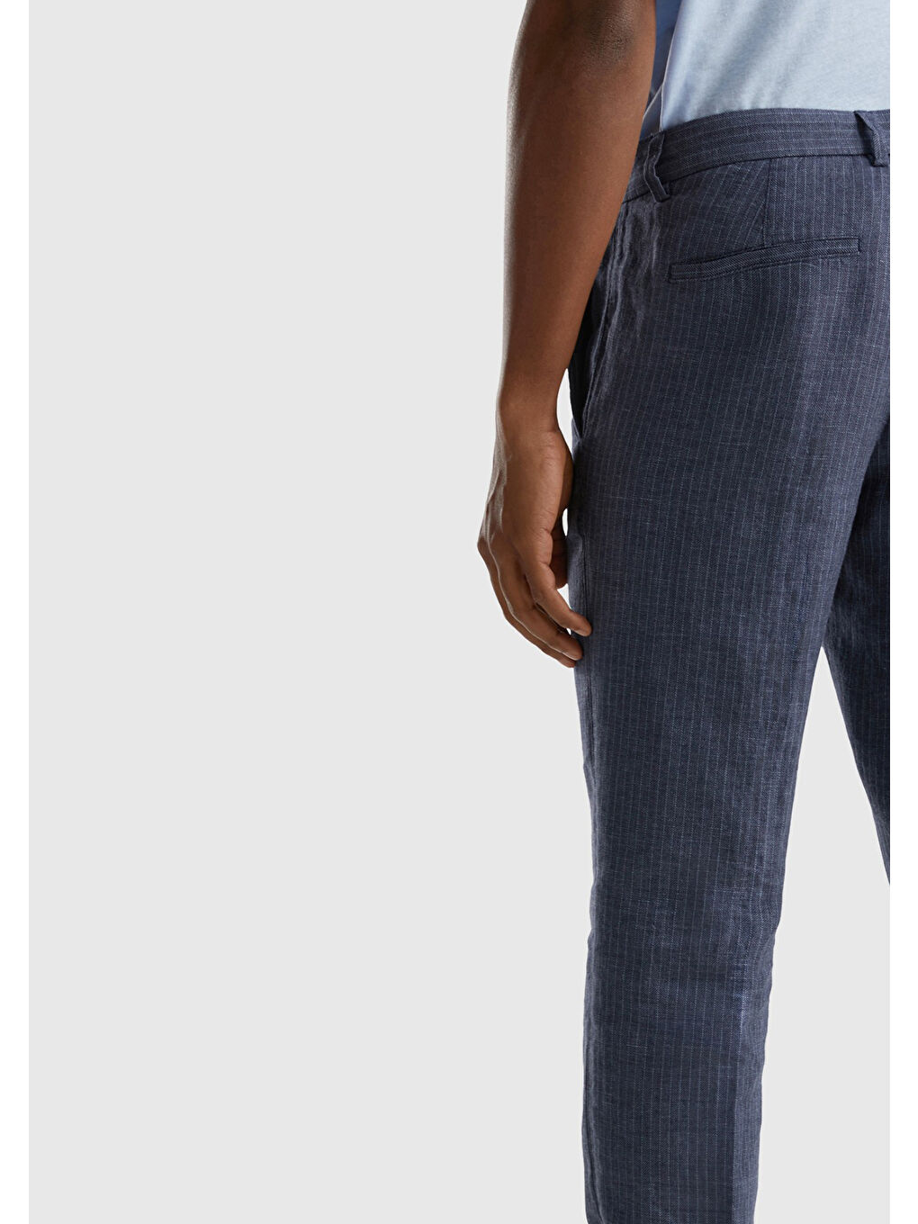 İndigo Keten Karışımlı Cebi Biyeli Erkek Pantolon-2