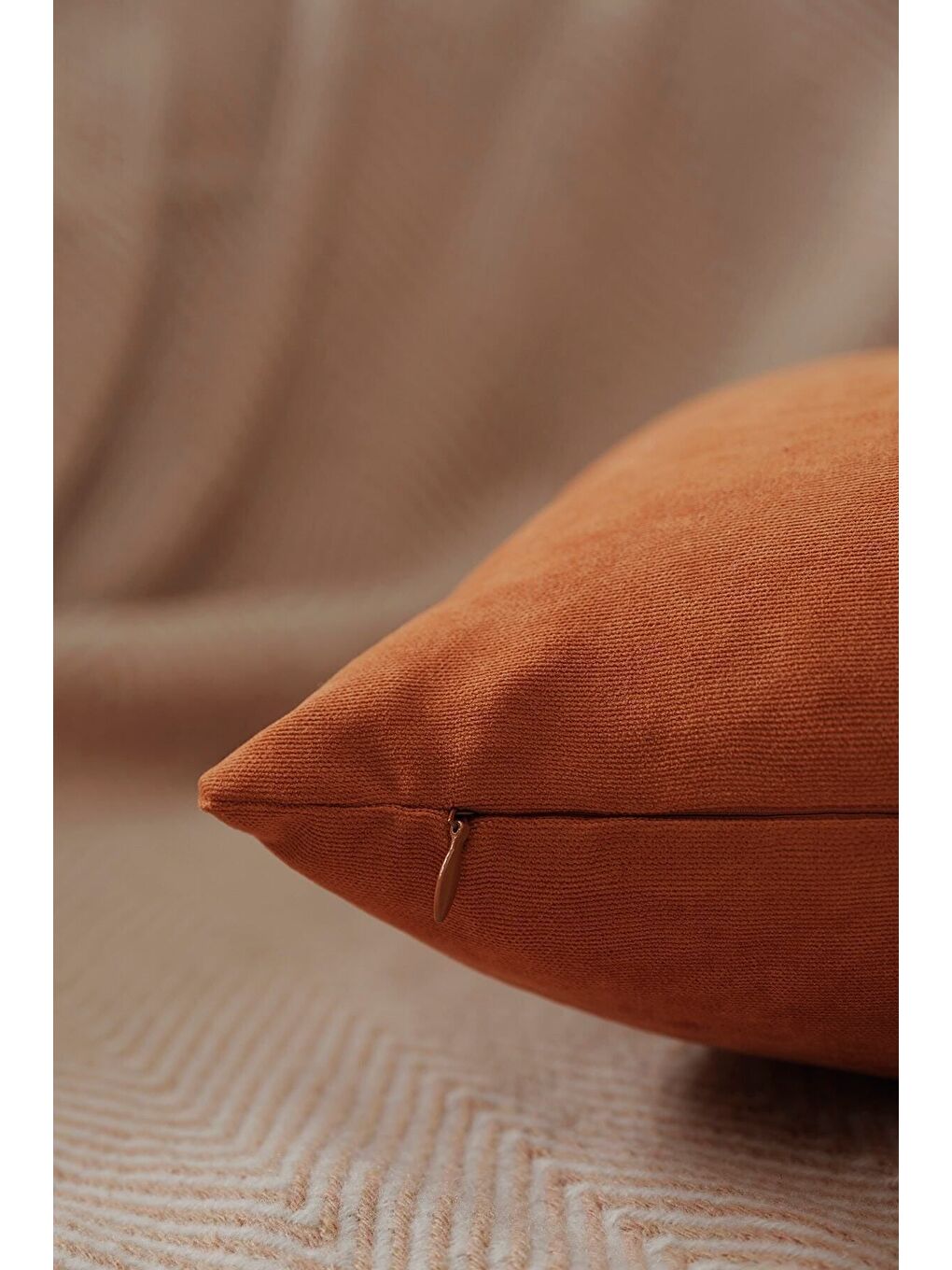 Kahverengi Panoroma Süet Dokulu Düz Punch (Panç) İçin Uygun Kiremit 40X40 Dekoratif Kırlent Kılıfı-1