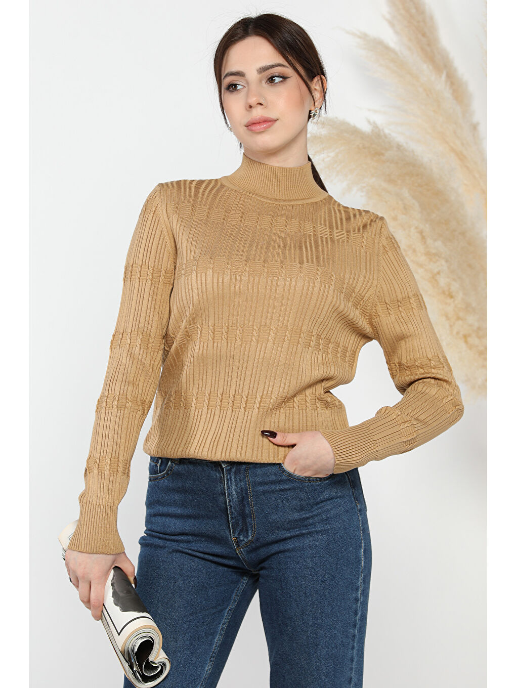 Ekru Kadın Yarım Balıkçı Desenli Elastanlı Triko Bluz-1