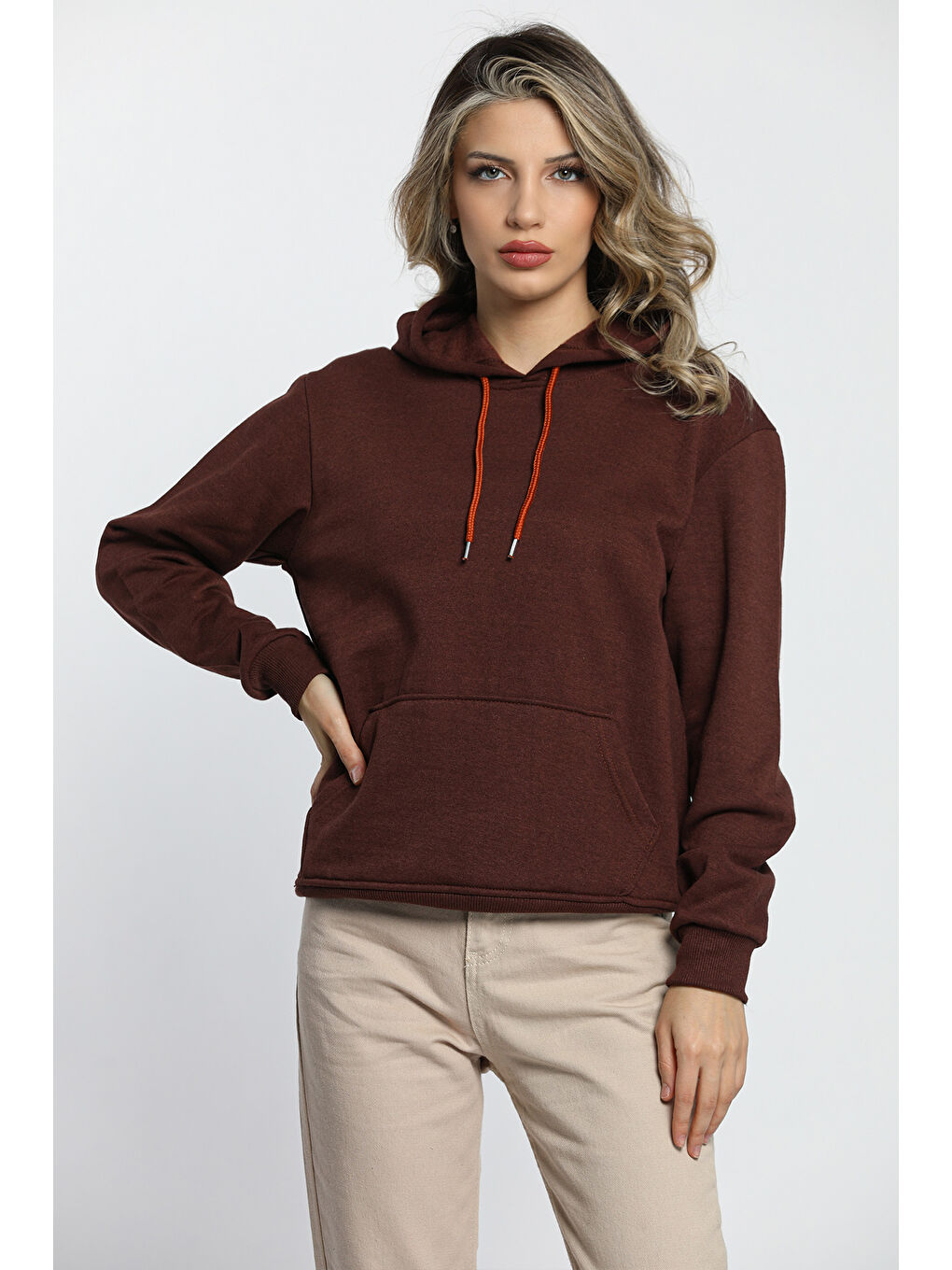 GÜLSELİ Bordo Kadın Kapüşonlu Kanguru Cepli Sweatshirt - 2