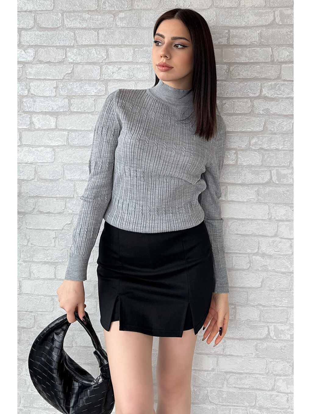 Gri Kadın Yarım Balıkçı Desenli Elastanlı Triko Bluz-1