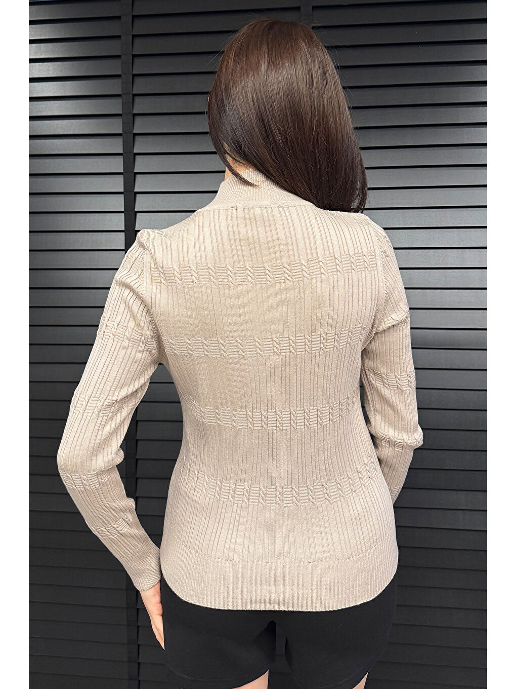 Pembe Kadın Yarım Balıkçı Desenli Elastanlı Triko Bluz-3