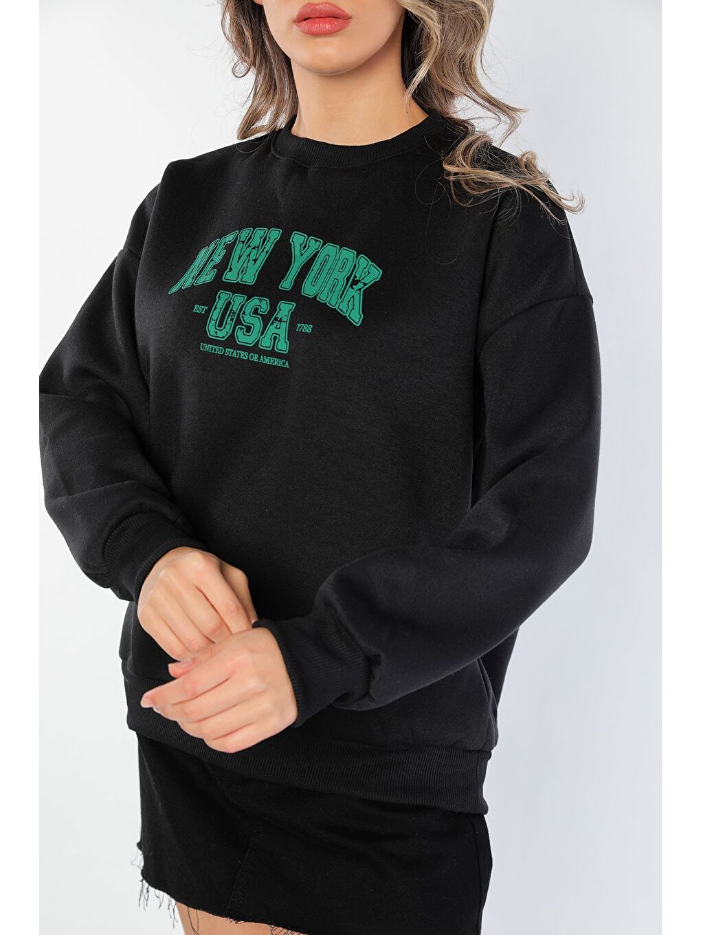 GÜLSELİ Siyah Kadın Yazılı Şardonlu Sweatshirt - 4