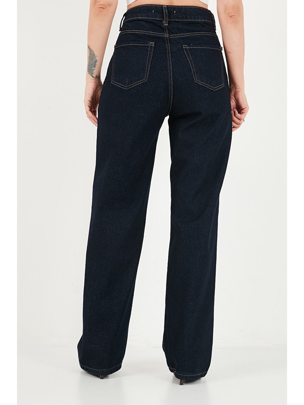 Mavi Pamuklu Yüksek Bel Bol Paça Jeans 7031006-6