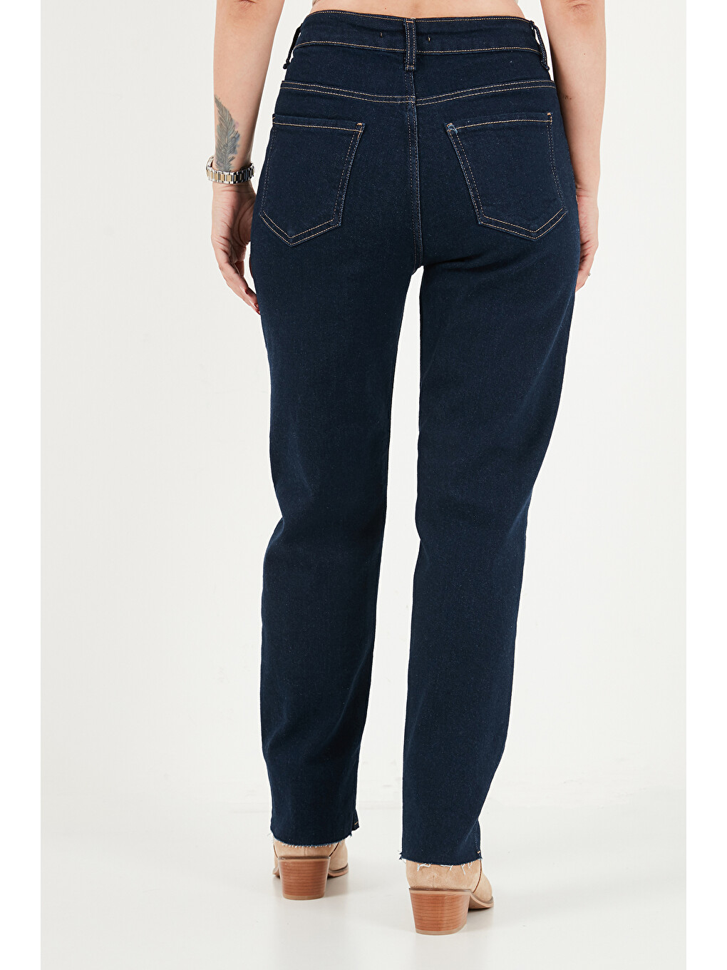 Mavi Pamuklu Yüksek Bel Düz Paça Jeans 7031007-6