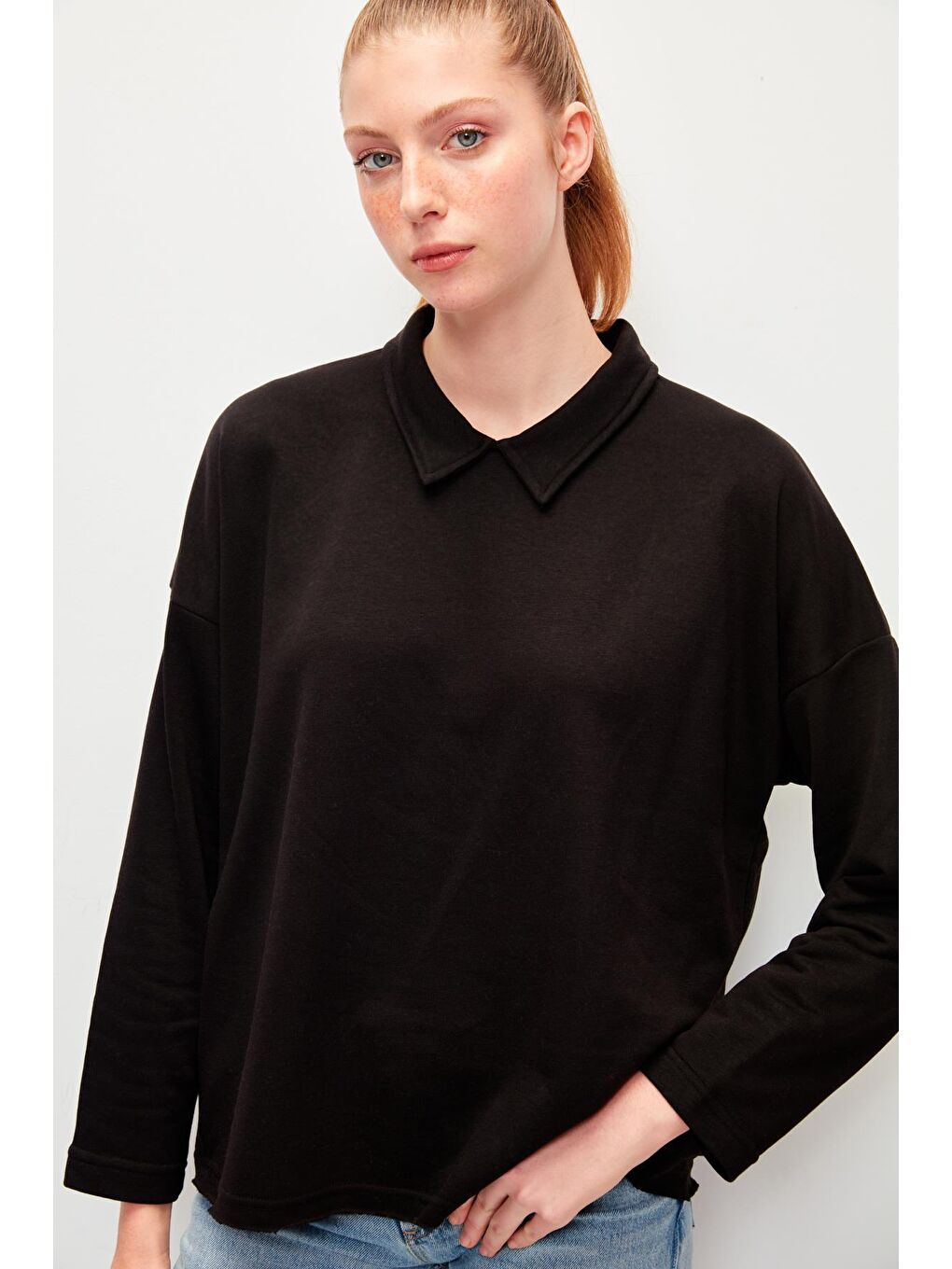 Düz Renk Uzun Kollu Polo Yaka Sweatshirt-Siyah