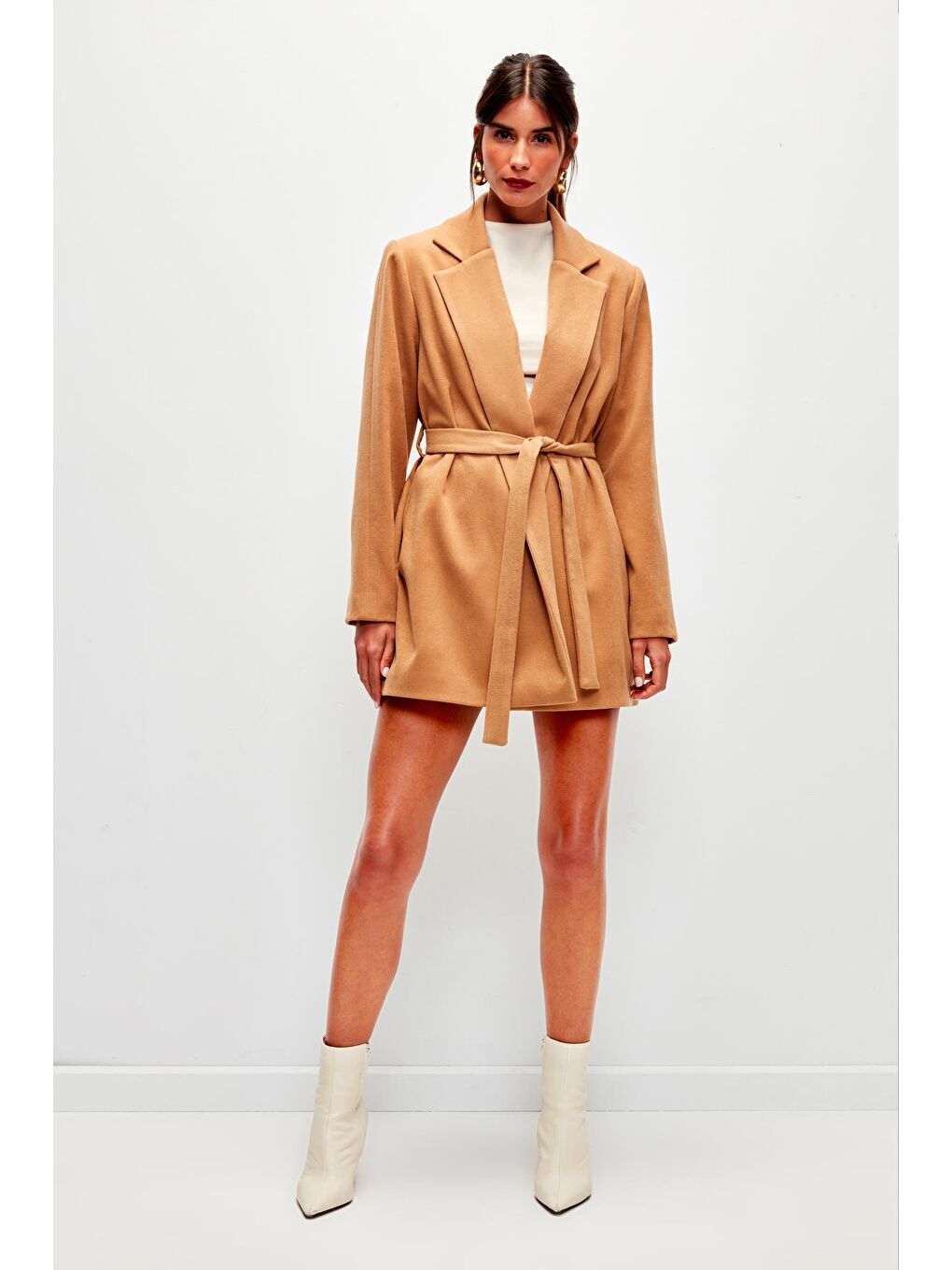 Kahverengi Düz Renk Kuşaklı Kruvaze Yaka Kaban-Taba