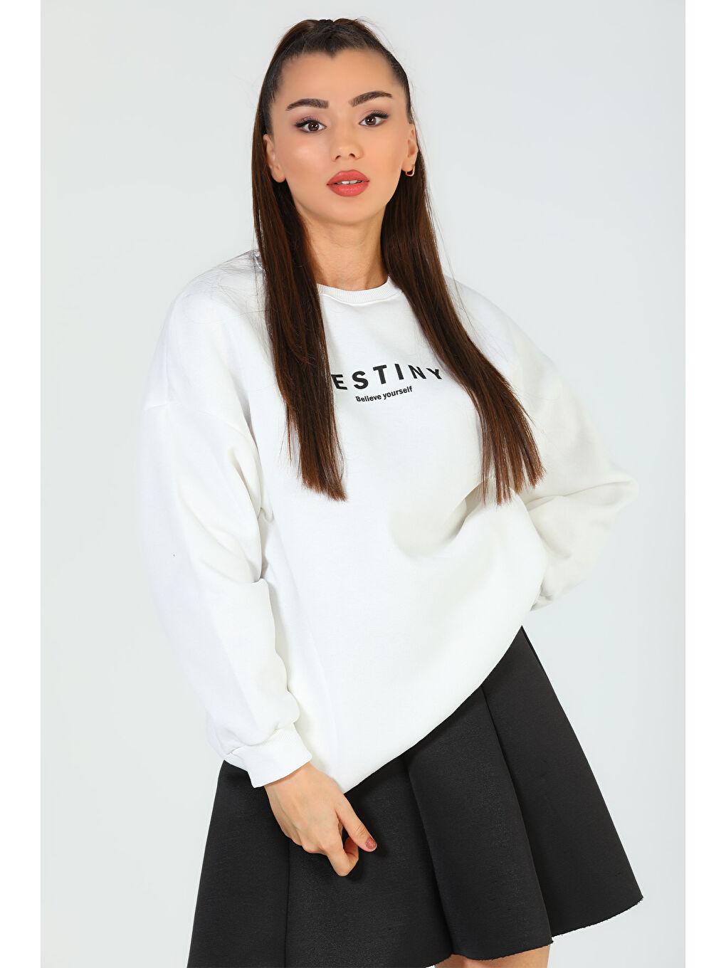 GÜLSELİ Ekru Kadın Baskılı Şardonlu Üç İplik Sweatshirt