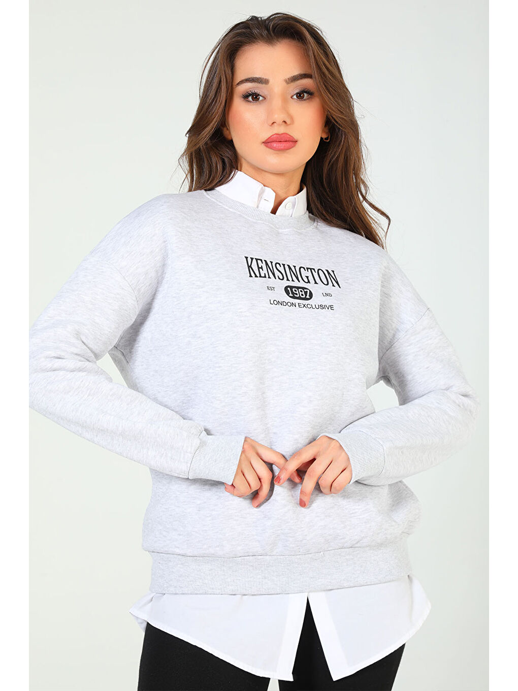 GÜLSELİ Gri Kadın Bisiklet Yaka Üç İplik Şardonlu Baskılı Sweatshirt - 3