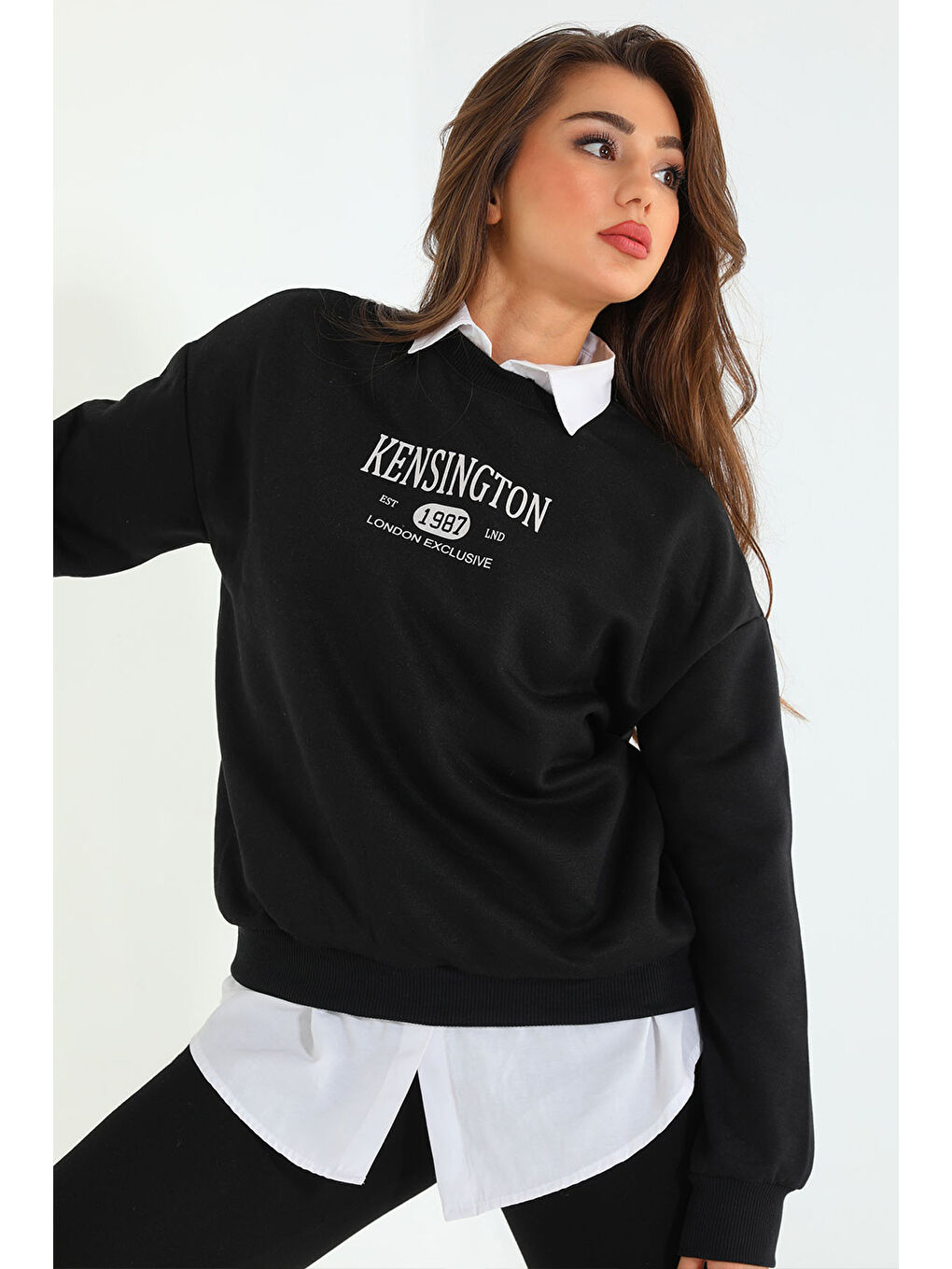 GÜLSELİ Siyah Kadın Bisiklet Yaka Üç İplik Şardonlu Baskılı Sweatshirt - 2