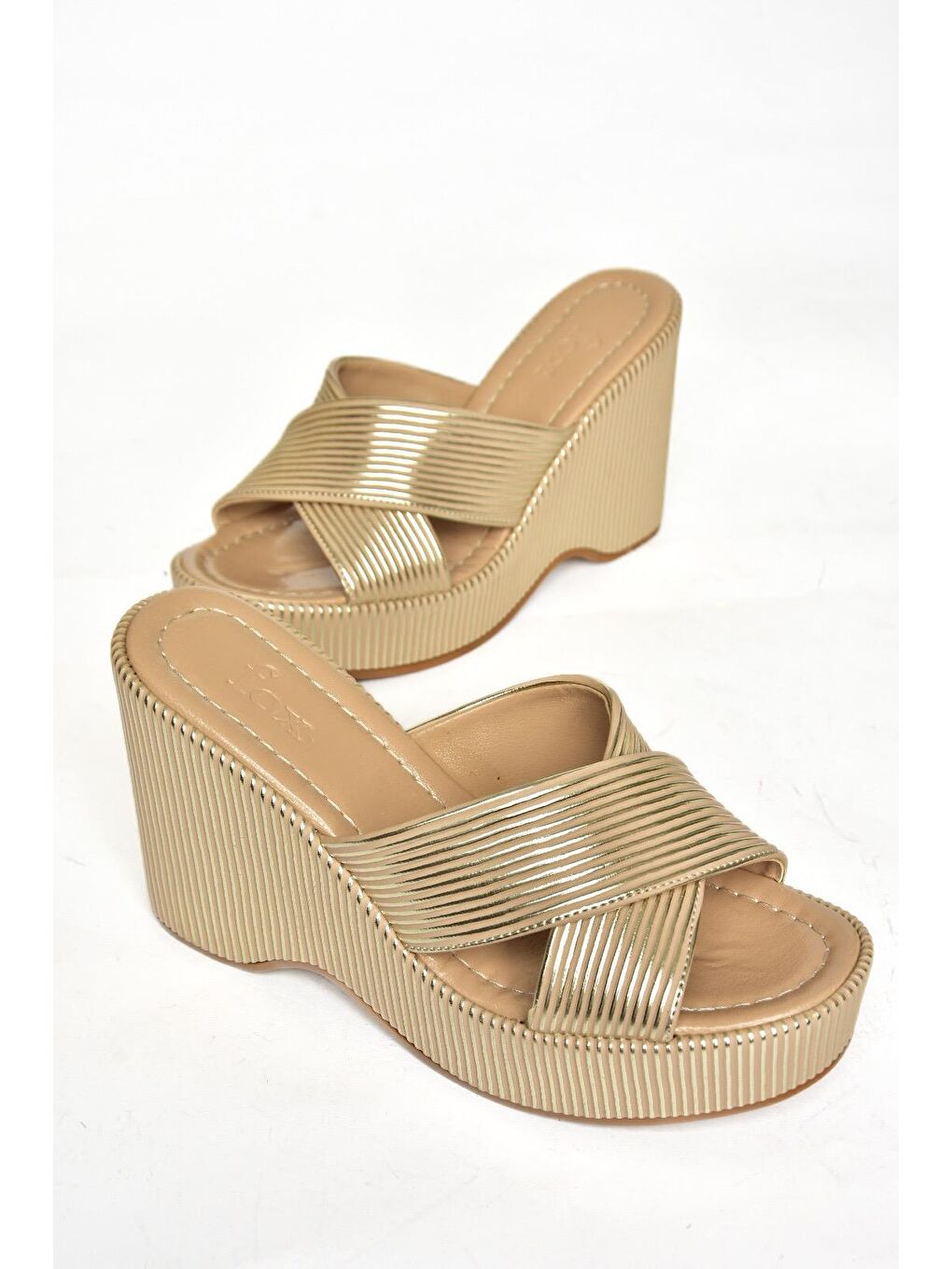 Sarı S2501014 Altın Kadın Terlik-2