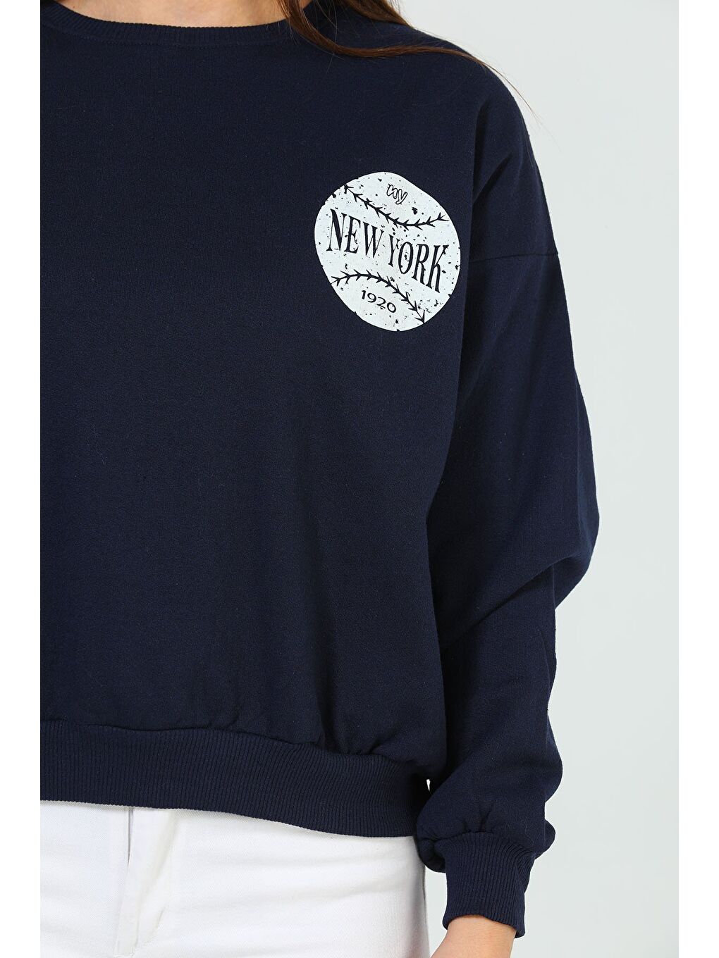 Lacivert Kadın Şardonlu Baskılı Sweatshirt-6