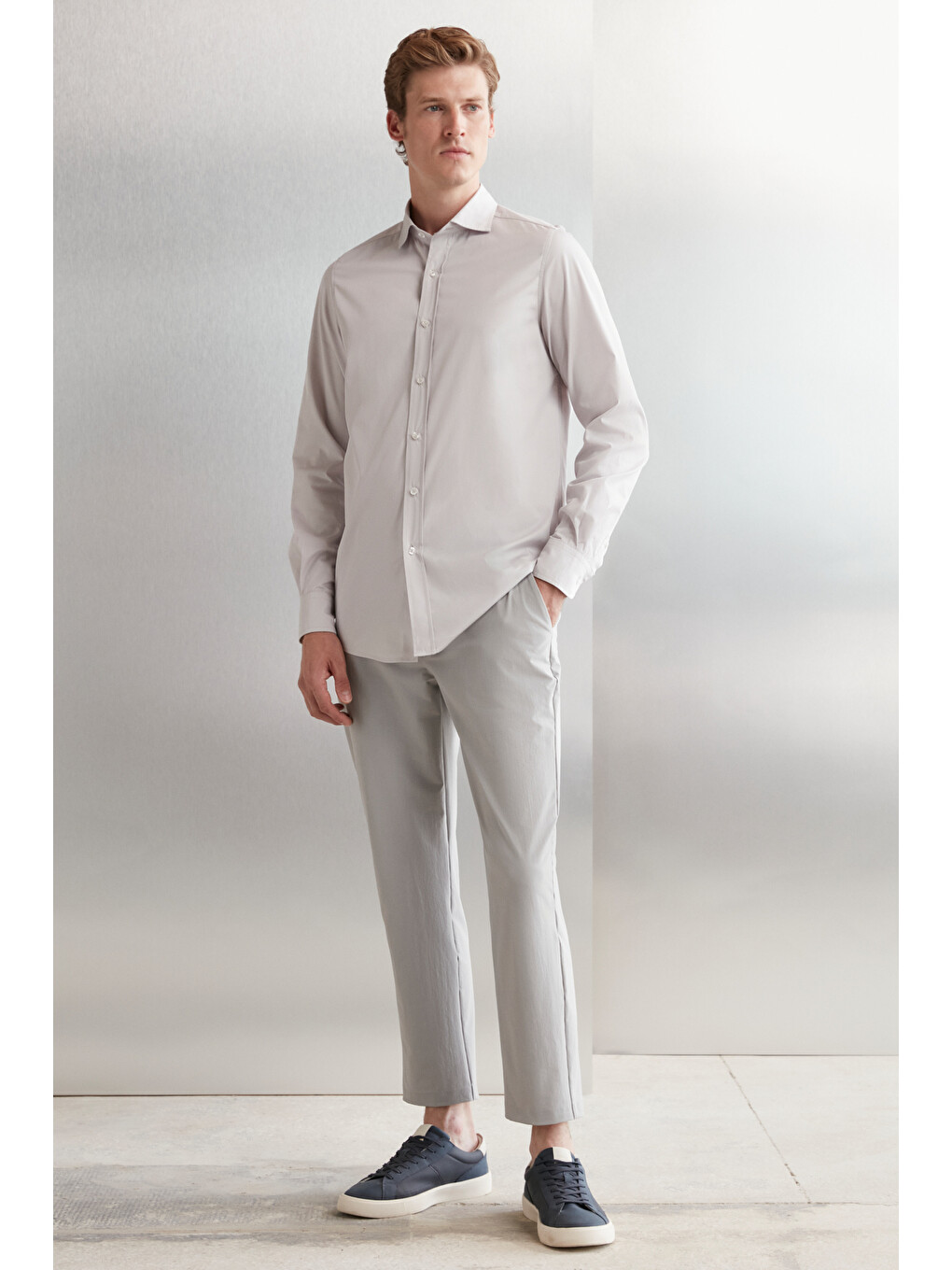 Carlsten Erkek Slim Fit İtalyan Yaka %100 Pamuk Poplin Açık Gri Gömlek-1