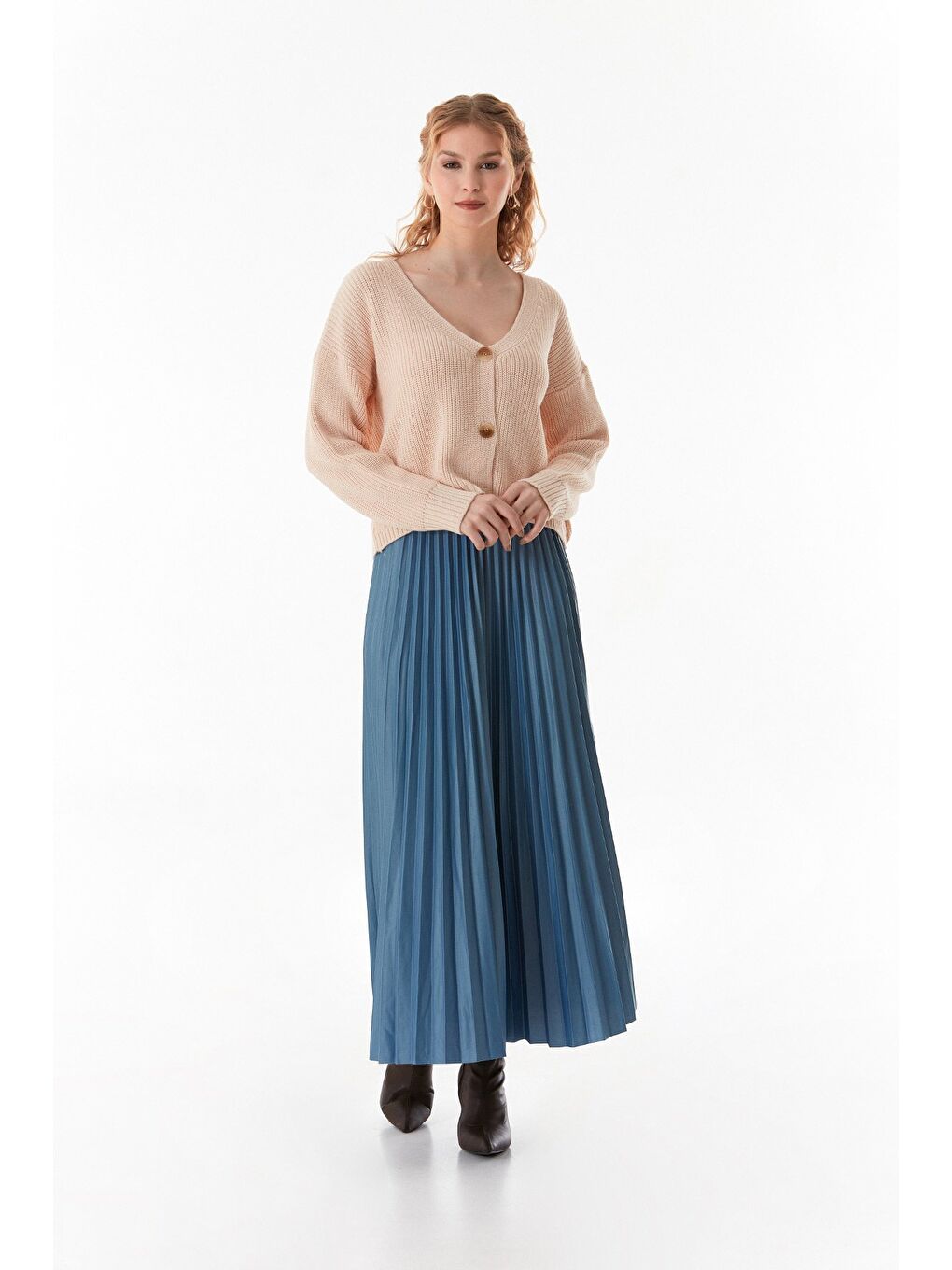 Bej Düğmeli V Yaka Triko Hırka-3