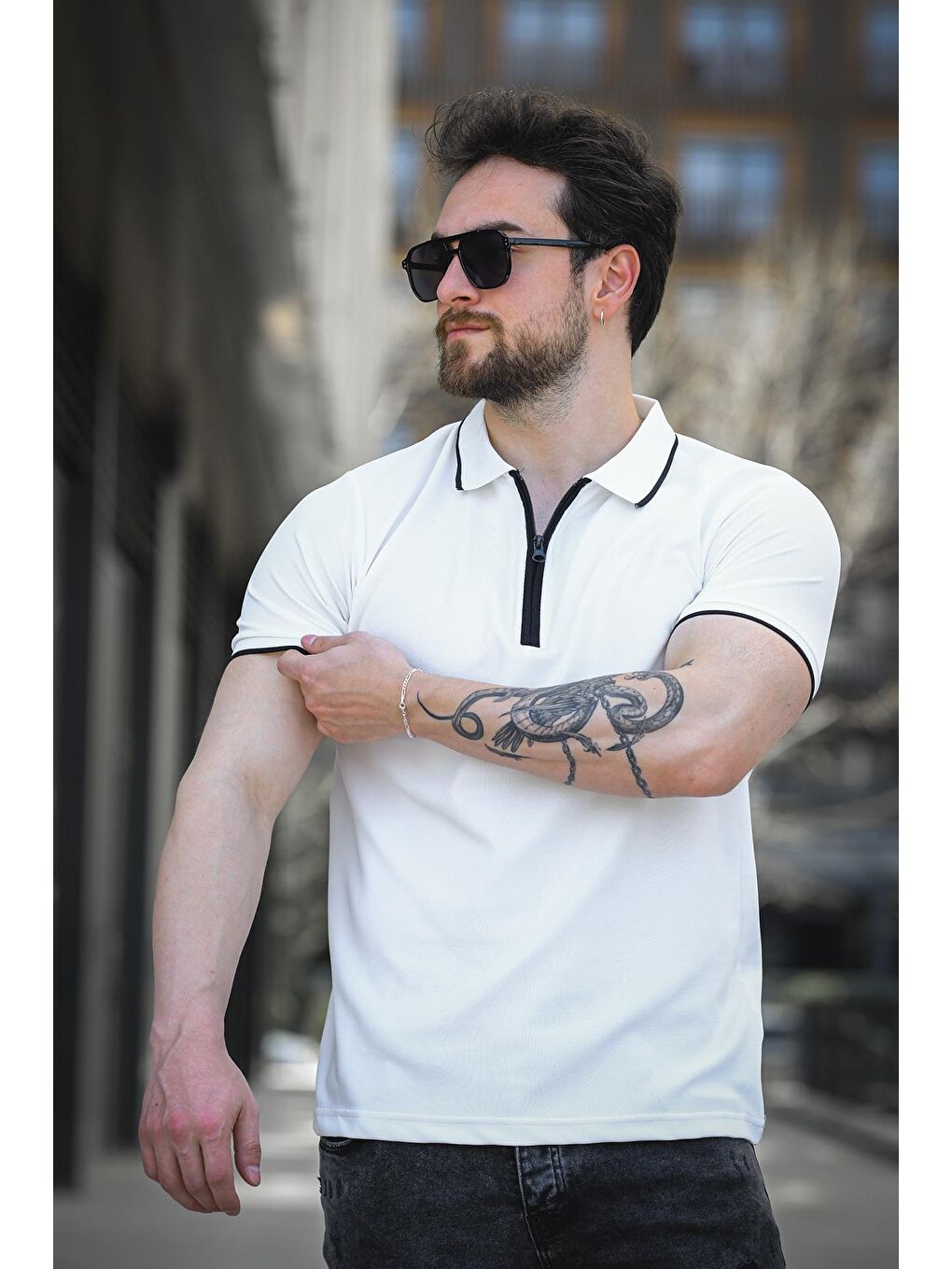Beyaz Calep Yakası Şeritli Slim Fit Fermuarlı Polo Yaka Erkek Tshirt-1