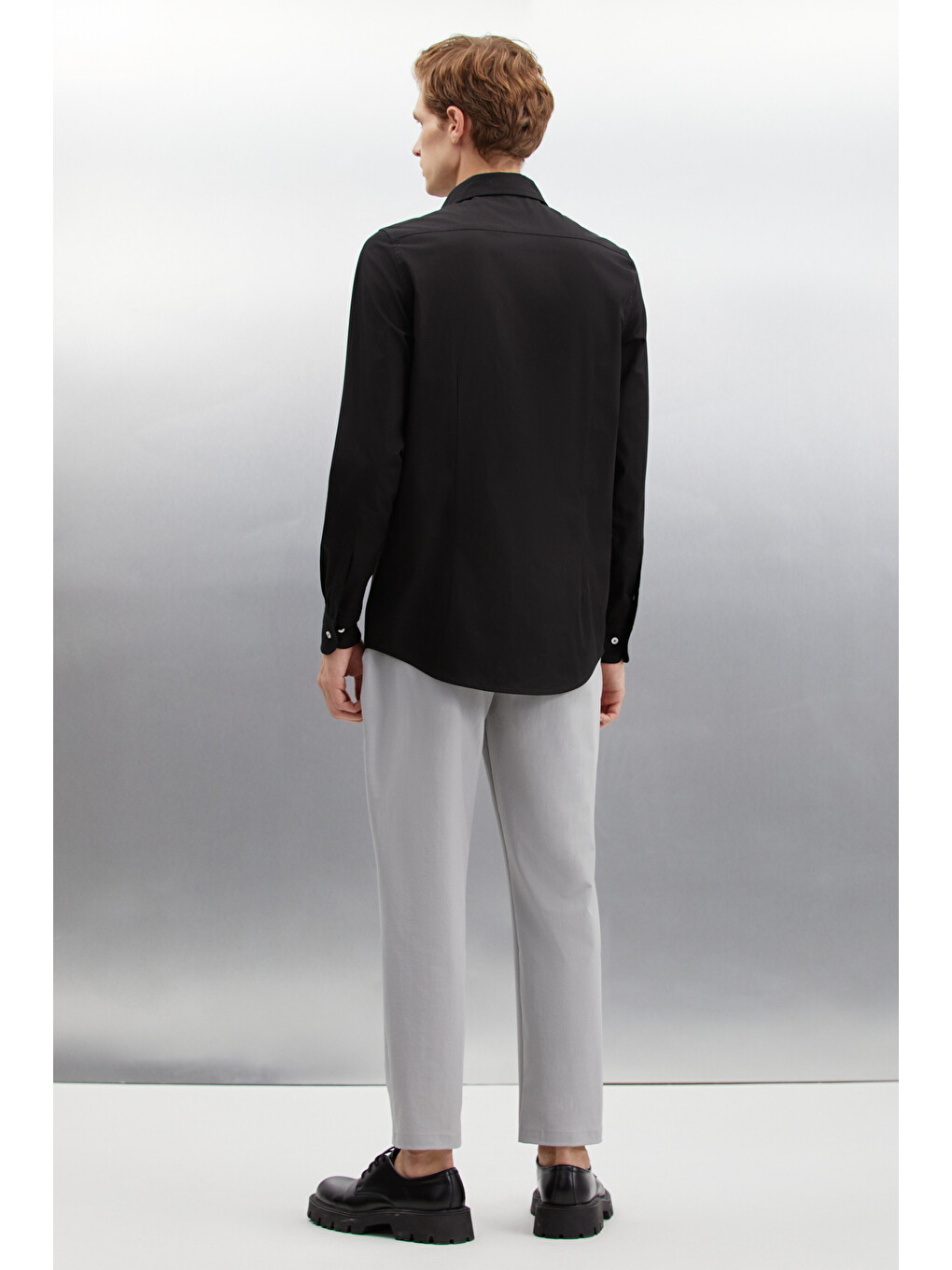 Erkek Slim Fit İtalyan Yaka %100 Pamuk Poplin Siyah Gömlek-2