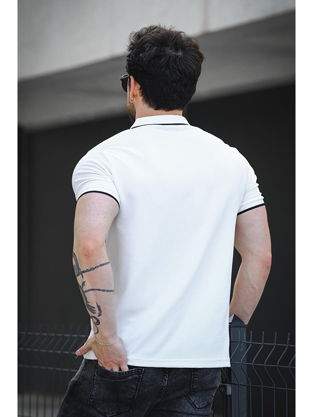 Beyaz Calep Yakası Şeritli Slim Fit Fermuarlı Polo Yaka Erkek Tshirt-3