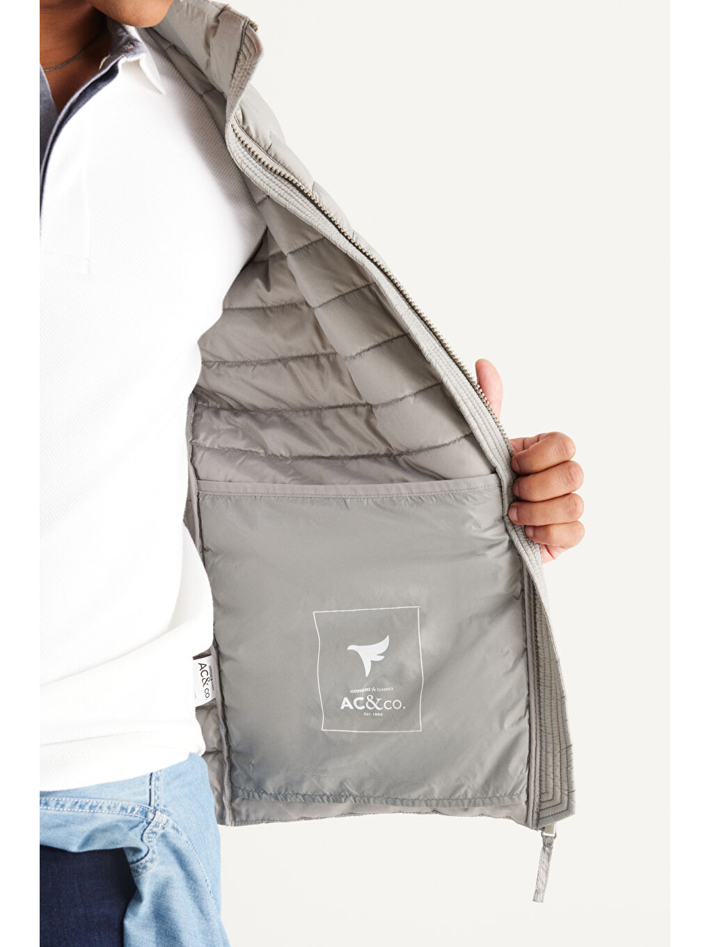 Erkek Gri Standart Fit Normal Kesim Dik Yaka Desenli Mont-3