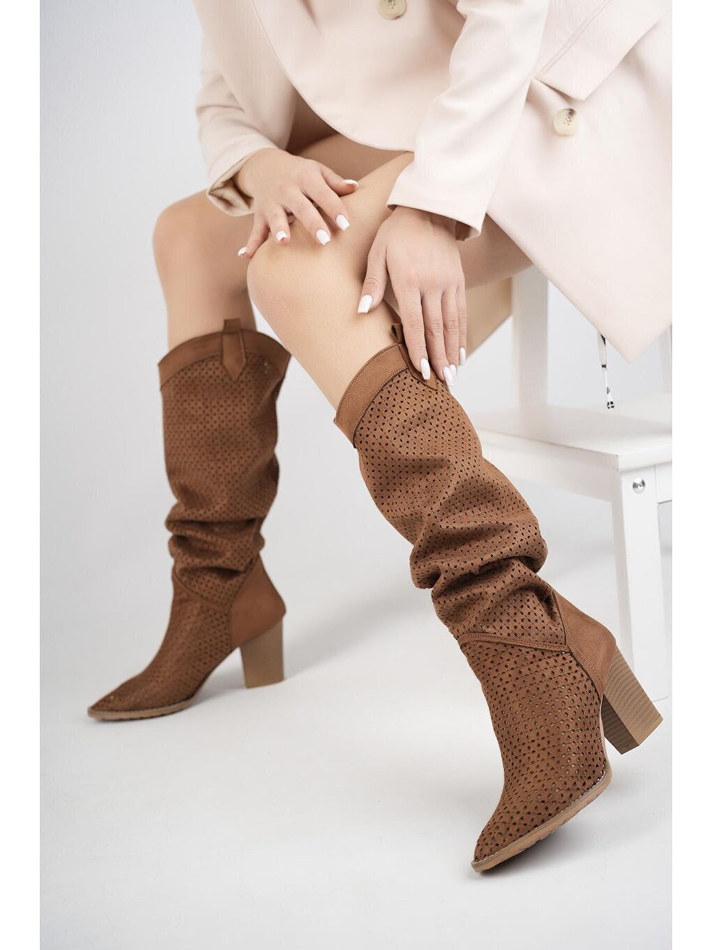 Kahverengi Maryland  Kadın Lazer Kesim Şık Tarz ve Rahat Yazlık Çizme-1