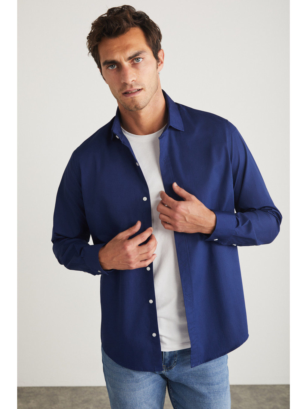 Erkek Slim Fit İtalyan Yaka %100 Pamuk Poplin Lacivert Gömlek-2