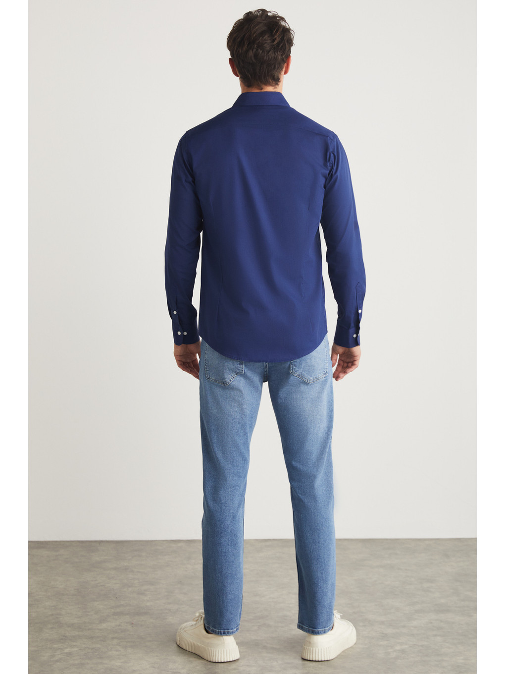 Erkek Slim Fit İtalyan Yaka %100 Pamuk Poplin Lacivert Gömlek-5