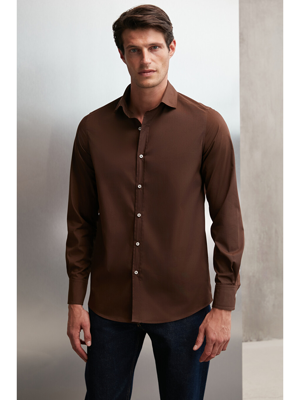 Kahverengi Erkek Slim Fit İtalyan Yaka %100 Pamuk Poplin Acı Kahve Gömlek-2