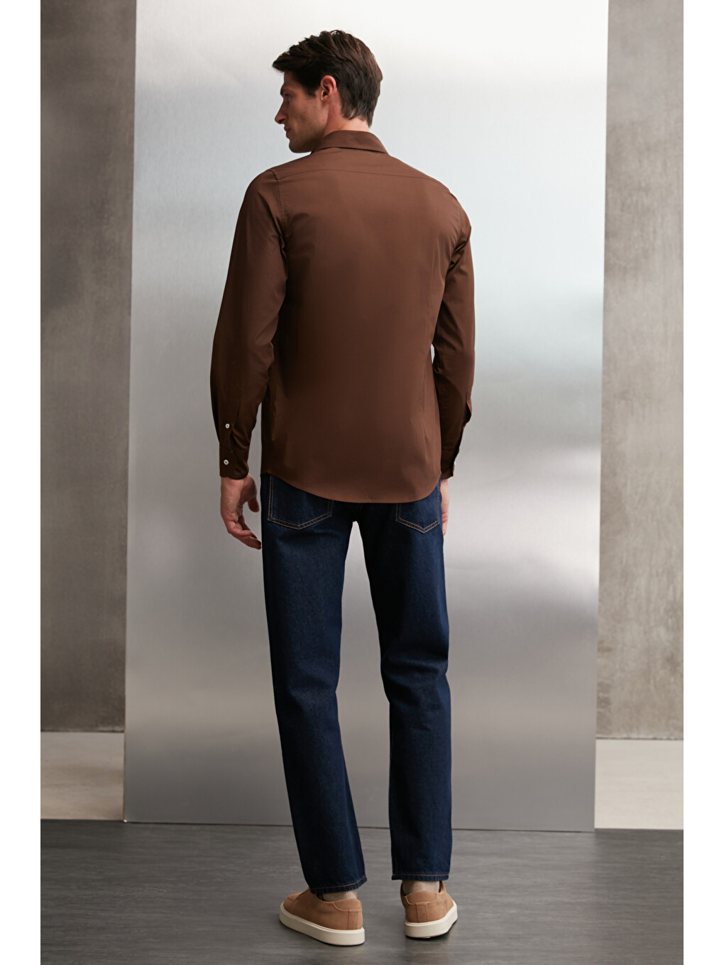 Kahverengi Erkek Slim Fit İtalyan Yaka %100 Pamuk Poplin Acı Kahve Gömlek-5