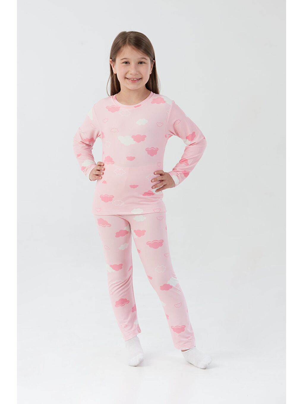 Pembe Bulut Desenli Süet Kız Çocuk Pijama Takımı-2