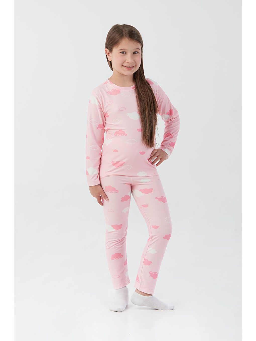 Pembe Bulut Desenli Süet Kız Çocuk Pijama Takımı-4
