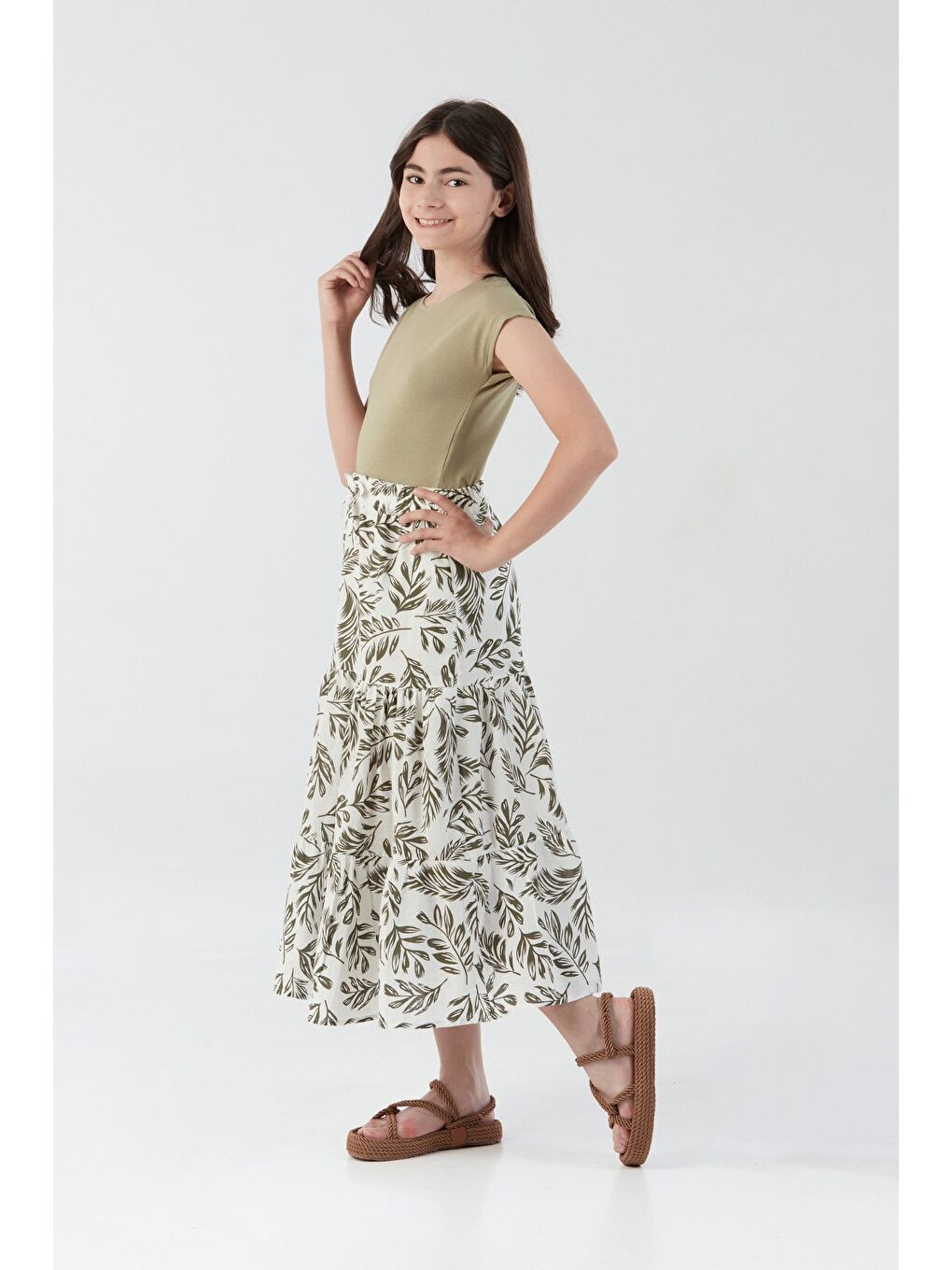 Yeşil Desenli Midi Boy Kız Çocuk Etek-1