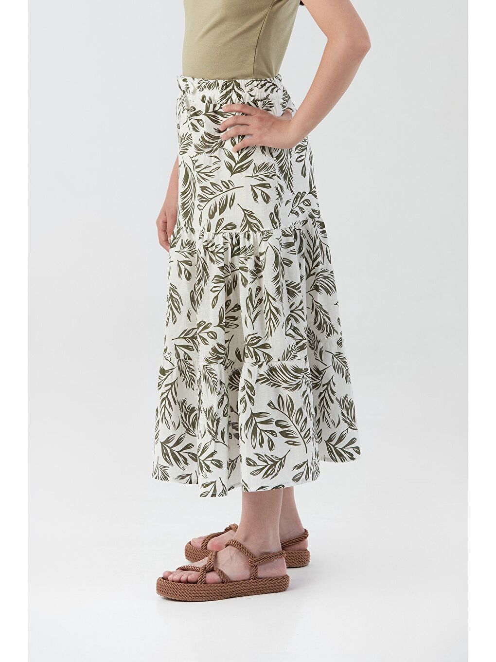 Yeşil Desenli Midi Boy Kız Çocuk Etek-3